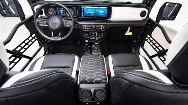 2026 Jeep JL Wrangler - Image 4 of 31