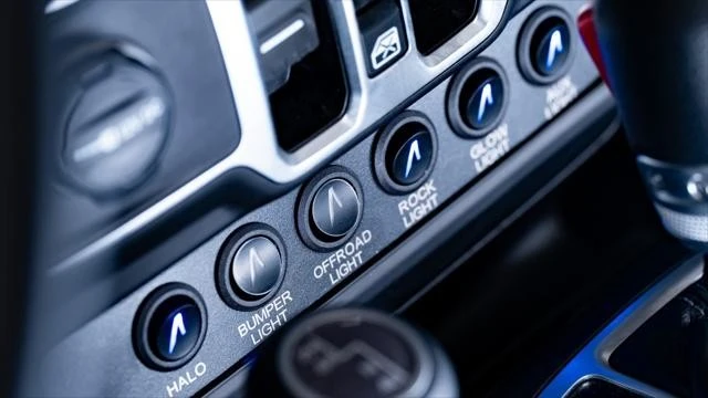 2026 Jeep JL Wrangler - Image 22 of 31