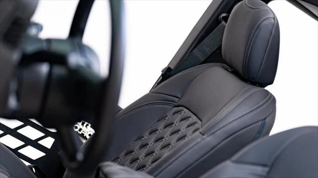 2026 Jeep JL Wrangler - Image 25 of 31