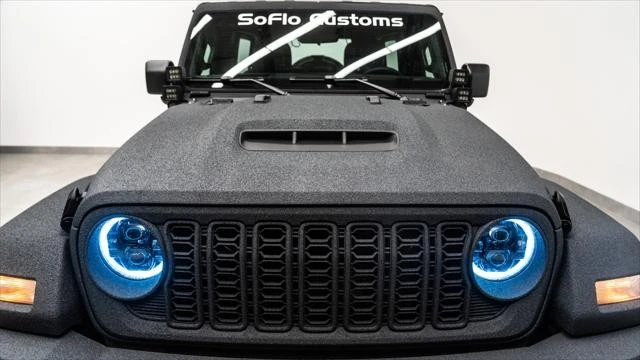 2026 Jeep JL Wrangler - Image 19 of 31