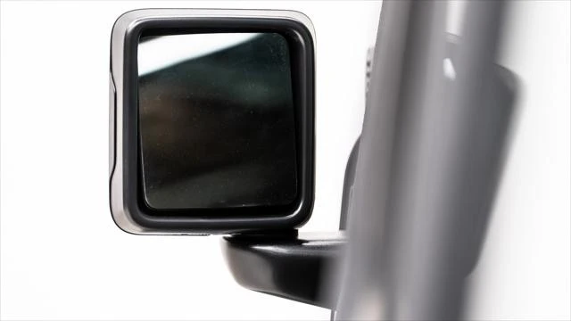 2026 Jeep JL Wrangler - Image 28 of 31