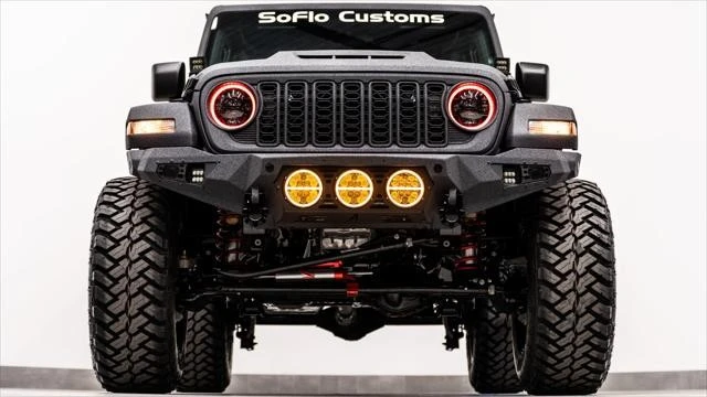 2026 Jeep JL Wrangler - Image 24 of 31