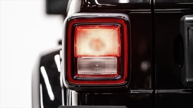 2026 Jeep JL Wrangler - Image 7 of 21