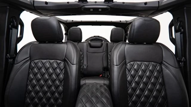 2026 Jeep JL Wrangler - Image 3 of 31