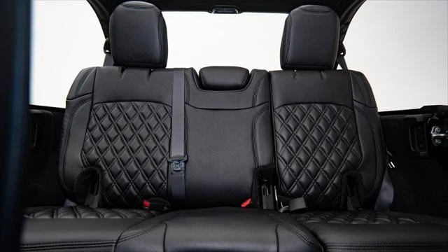 2026 Jeep JL Wrangler - Image 19 of 31