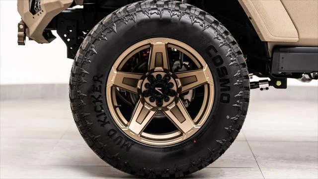 2026 Jeep JL Wrangler - Image 12 of 31