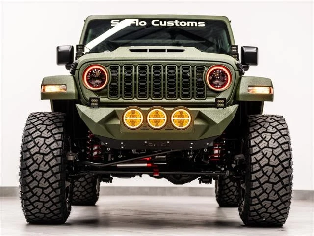 2026 Jeep JL Wrangler - Image 14 of 31