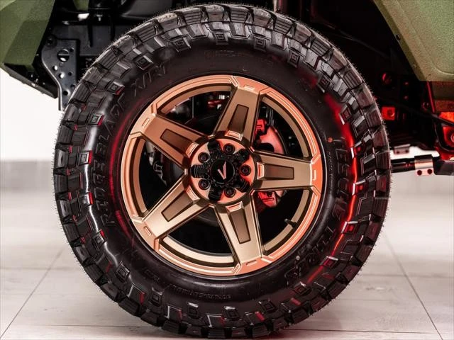 2026 Jeep JL Wrangler - Image 17 of 31