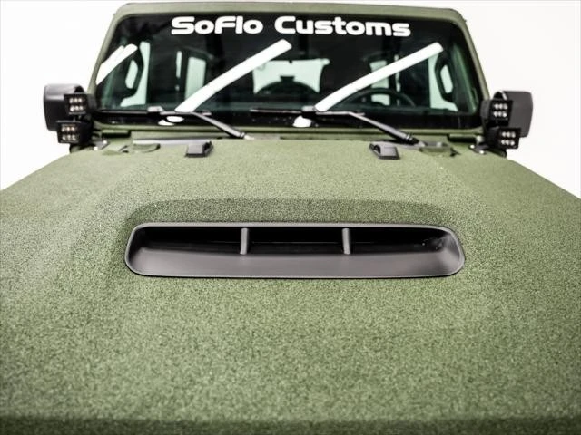 2026 Jeep JL Wrangler - Image 17 of 31