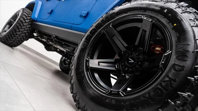 2026 Jeep JL Wrangler - Image 17 of 31