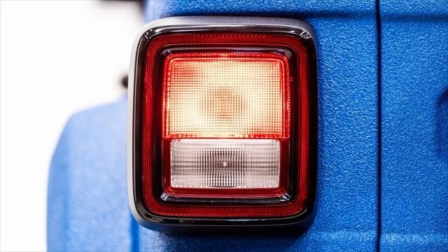 2026 Jeep JL Wrangler - Image 15 of 31