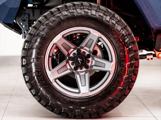 2026 Jeep JL Wrangler - Image 24 of 31