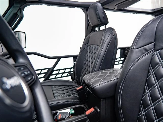 2026 Jeep JL Wrangler - Image 27 of 31