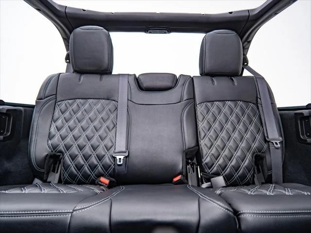 2026 Jeep JL Wrangler - Image 28 of 31