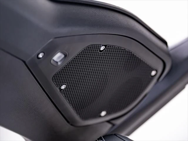 2026 Jeep JL Wrangler - Image 16 of 31