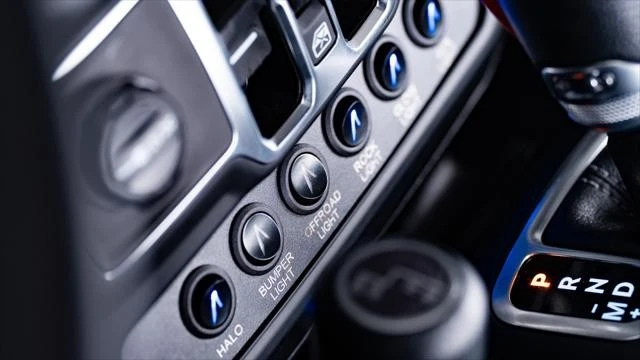 2026 Jeep JL Wrangler - Image 17 of 17