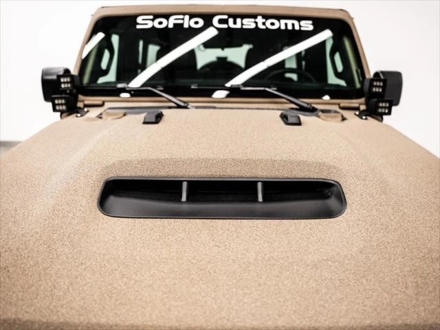 2026 Jeep JL Wrangler - Image 18 of 31