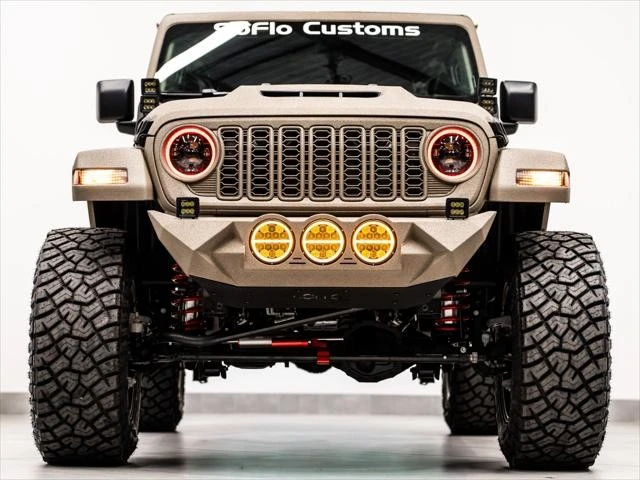 2026 Jeep JL Wrangler - Image 25 of 31