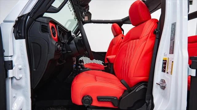2026 Jeep JL Wrangler - Image 18 of 31