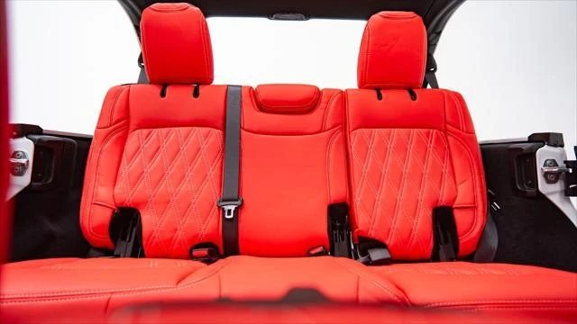 2026 Jeep JL Wrangler - Image 24 of 31