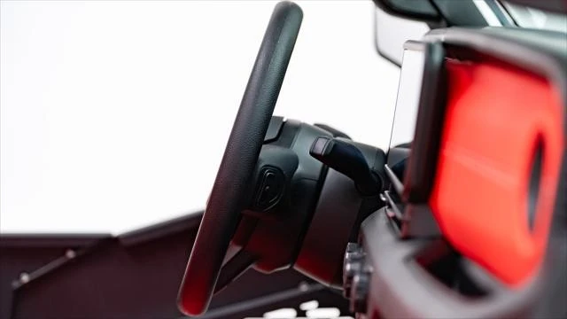 2026 Jeep JL Wrangler - Image 28 of 31