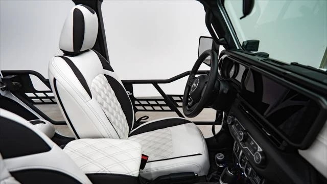 2026 Jeep JL Wrangler - Image 23 of 31
