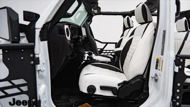 2026 Jeep JL Wrangler - Image 21 of 31