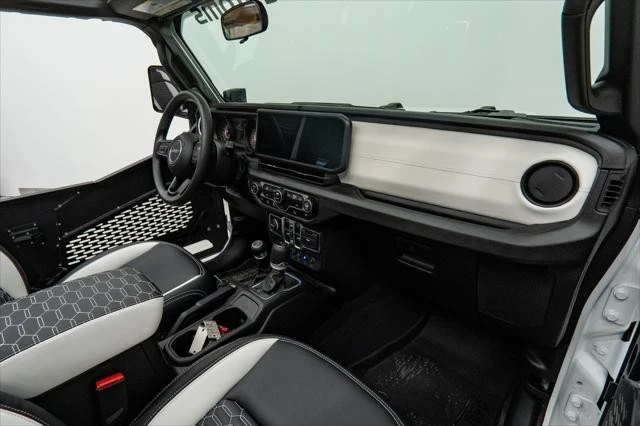 2026 Jeep JL Wrangler - Image 19 of 21