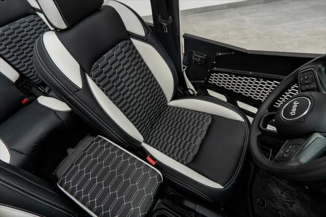 2026 Jeep JL Wrangler - Image 3 of 21