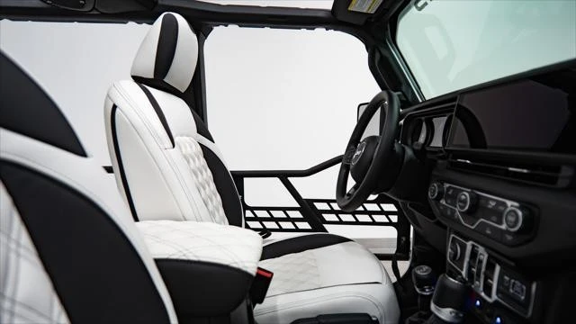2026 Jeep JL Wrangler - Image 22 of 31