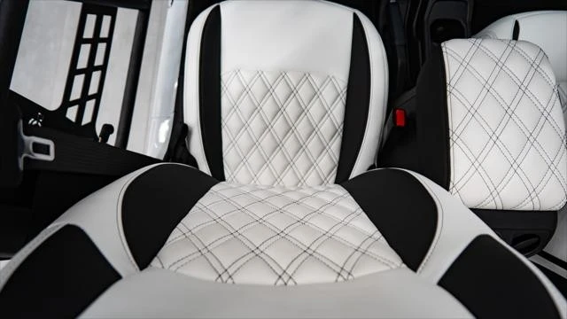 2026 Jeep JL Wrangler - Image 30 of 31