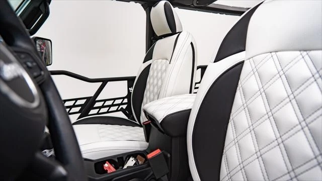 2026 Jeep JL Wrangler - Image 29 of 31