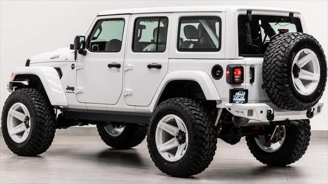 2026 Jeep JL Wrangler - Image 10 of 31