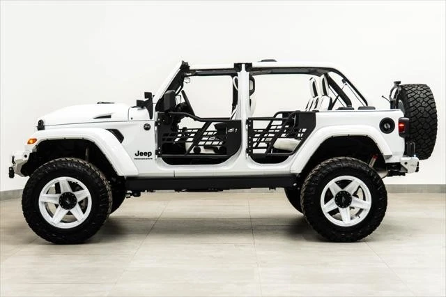 2026 Jeep JL Wrangler - Image 25 of 31