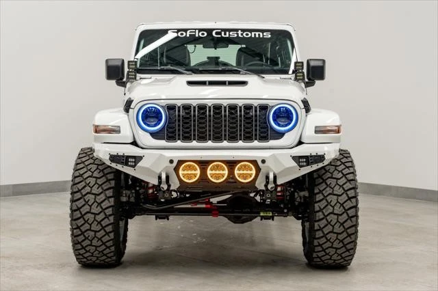 2026 Jeep JL Wrangler - Image 9 of 10