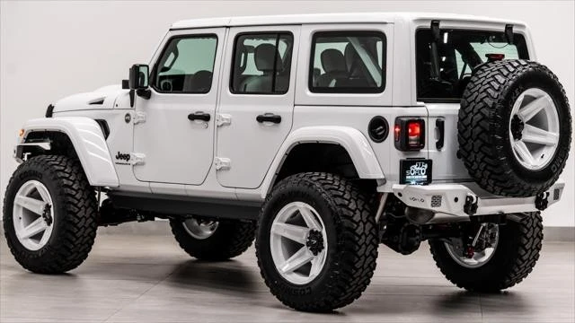 2026 Jeep JL Wrangler - Image 10 of 31