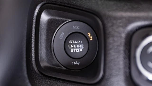 2026 Jeep JL Wrangler - Image 22 of 31