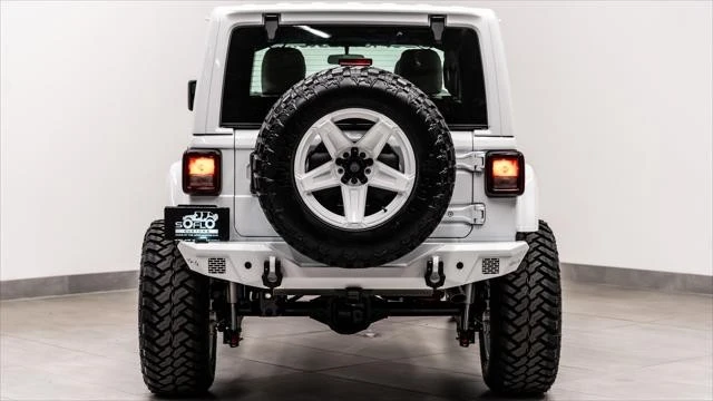 2026 Jeep JL Wrangler - Image 9 of 31