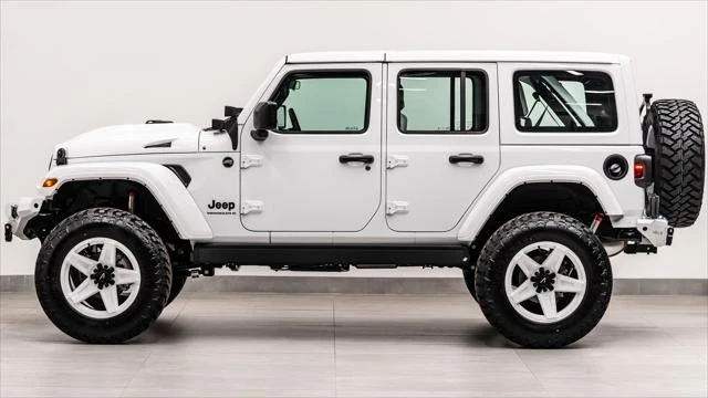 2026 Jeep JL Wrangler - Image 11 of 31