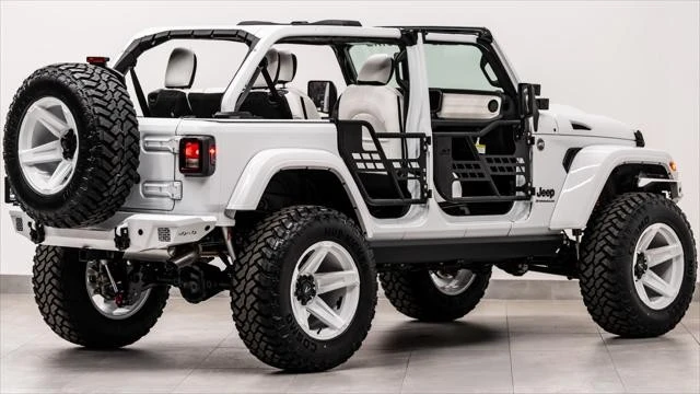 2026 Jeep JL Wrangler - Image 15 of 31