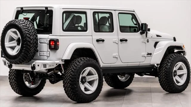 2026 Jeep JL Wrangler - Image 8 of 31