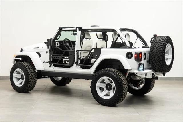 2026 Jeep JL Wrangler - Image 12 of 31