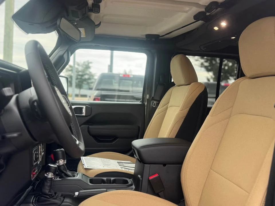 2026 Jeep JL Wrangler - Image 9 of 18