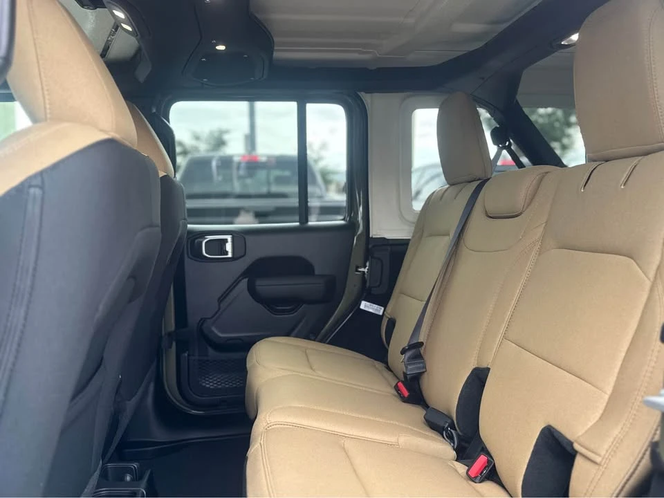 2026 Jeep JL Wrangler - Image 11 of 18