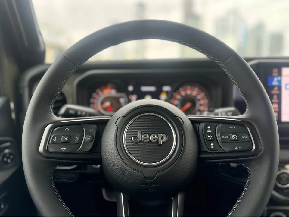 2026 Jeep JL Wrangler - Image 16 of 18