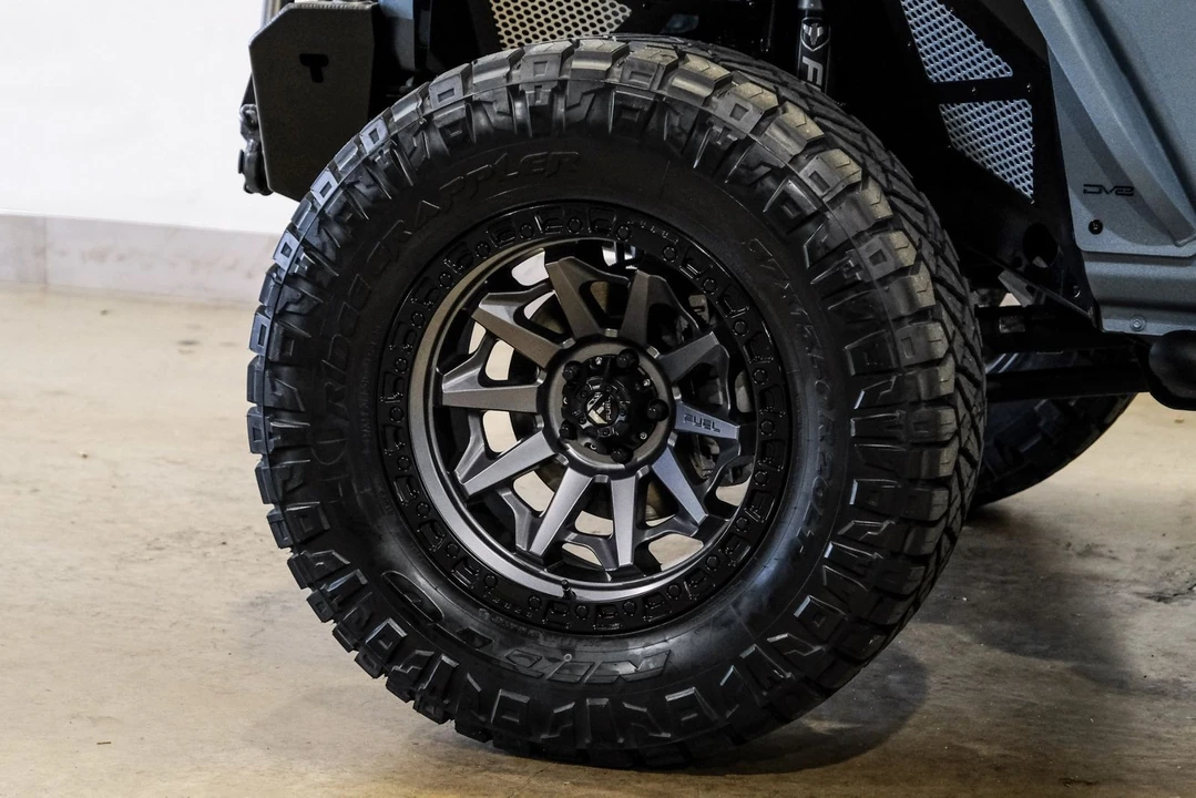 2026 Jeep JL Wrangler - Image 9 of 12
