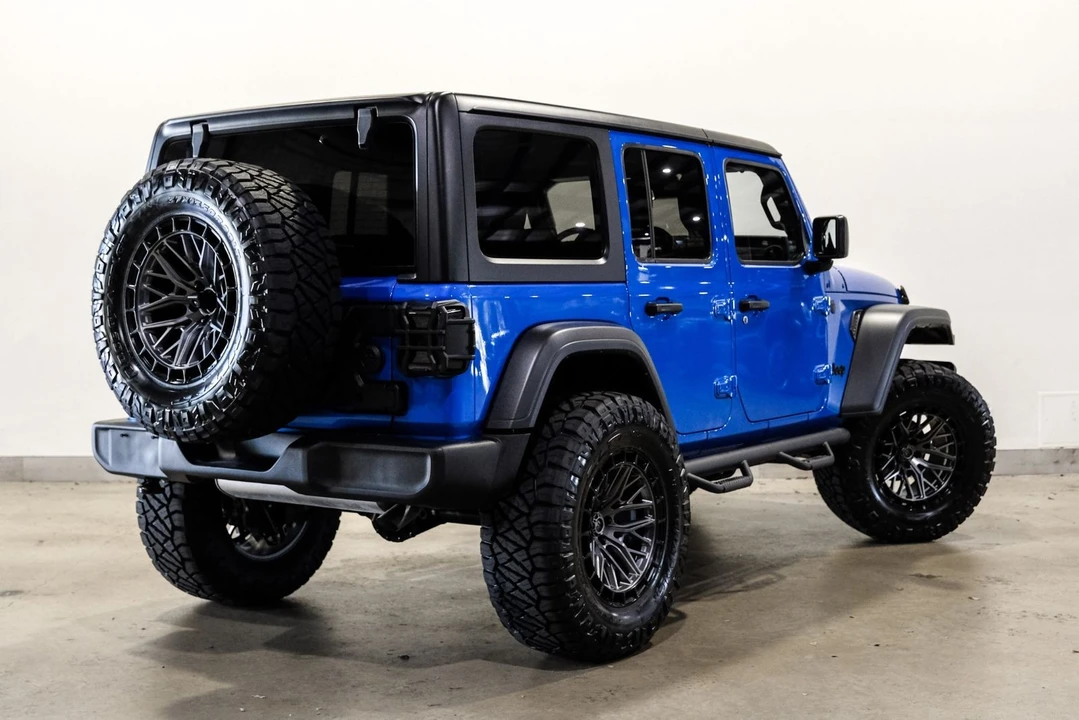 2026 Jeep JL Wrangler - Image 6 of 12