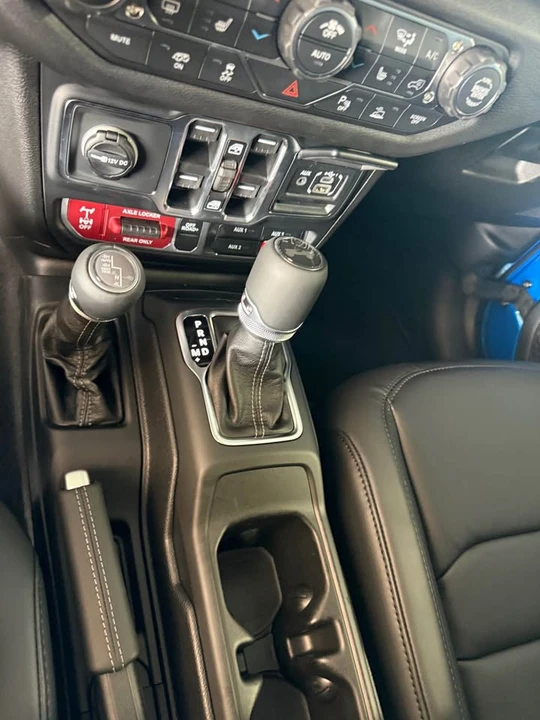 2026 Jeep Wrangler - Image 10 of 10