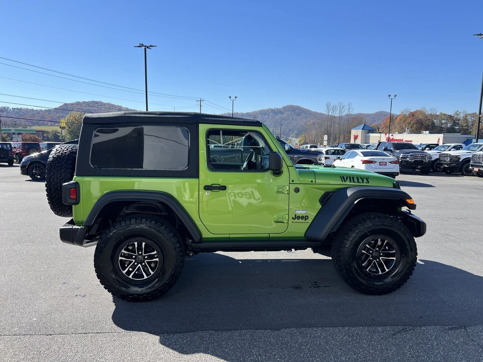 2026 Jeep JL Wrangler - Image 4 of 22