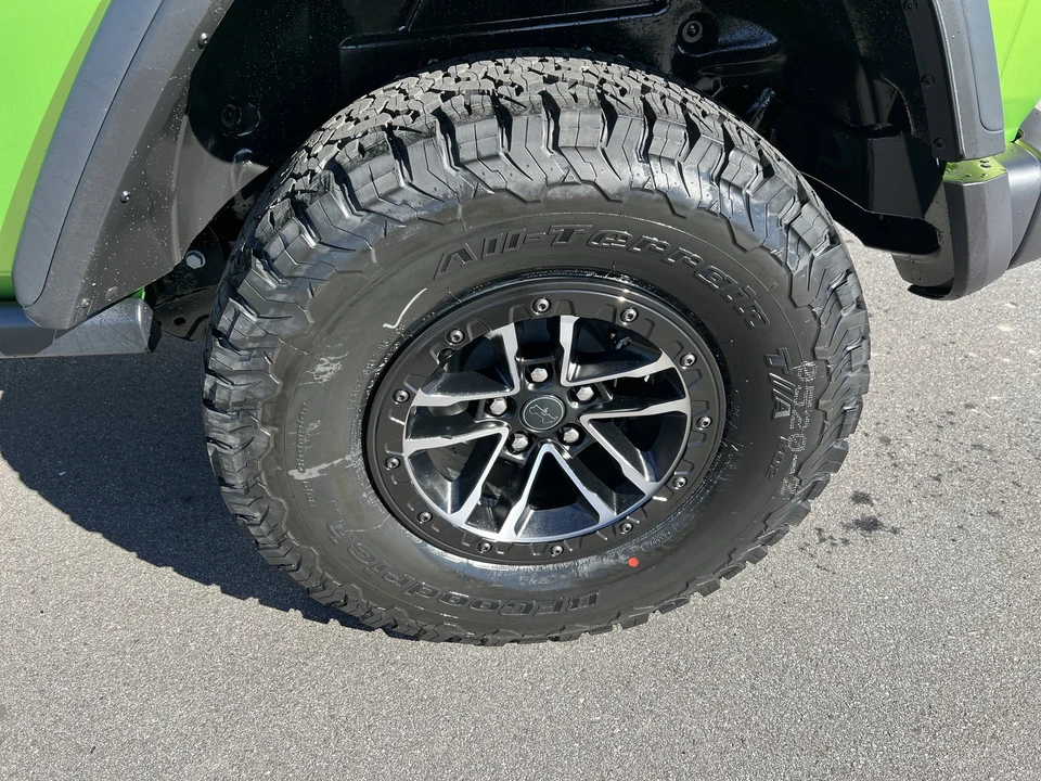 2026 Jeep JL Wrangler - Image 10 of 22
